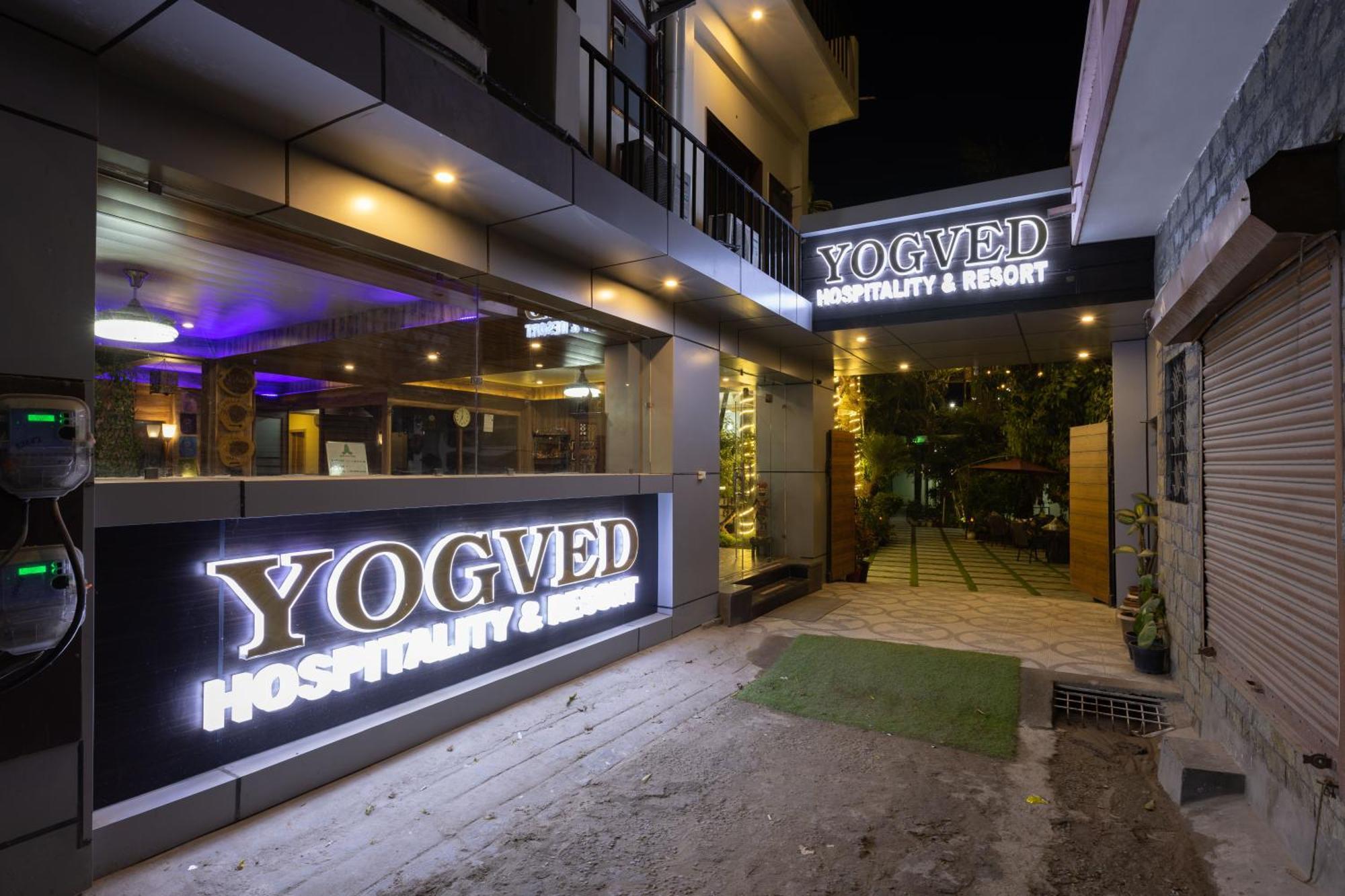 Yogved Hospitality & Resort Rishīkesh Exterior foto